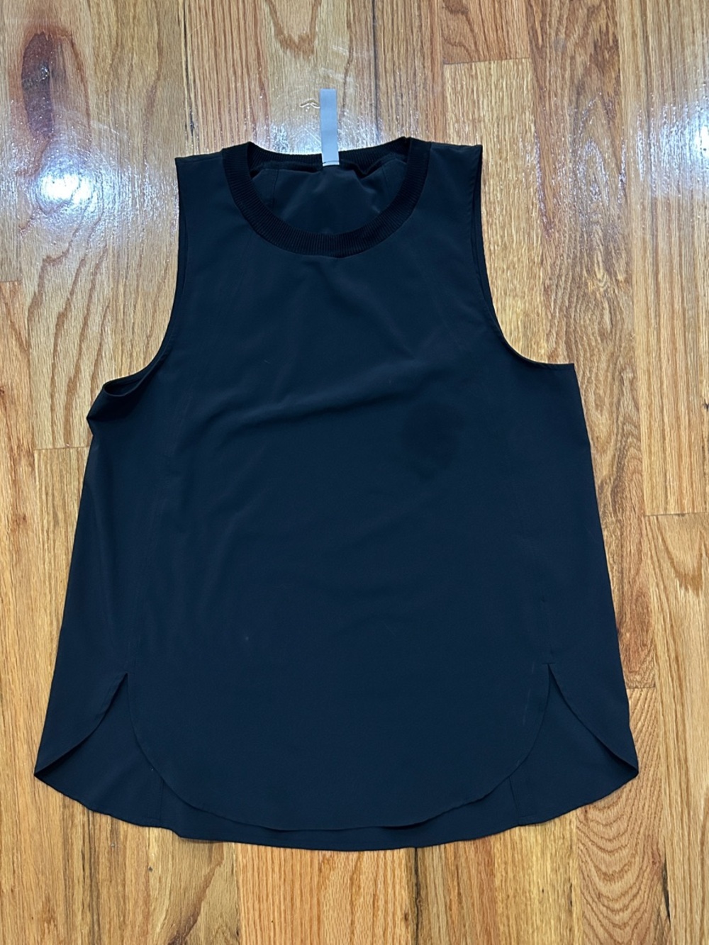 Athleta Black Sleeveless Crewneck Tank Top